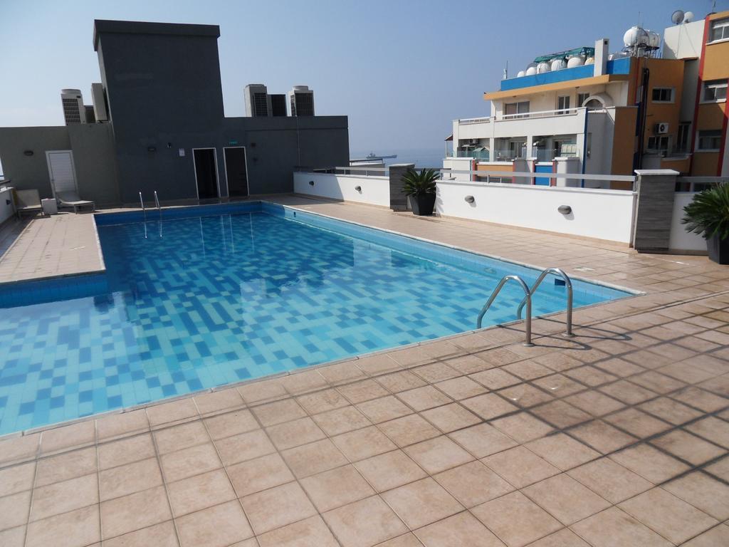 Eden Beach Apartment 611 リマソール 部屋 写真