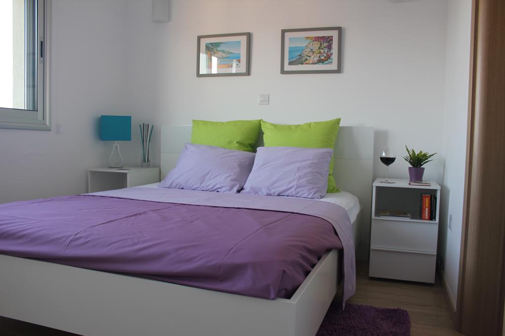 Eden Beach Apartment 611 リマソール 部屋 写真