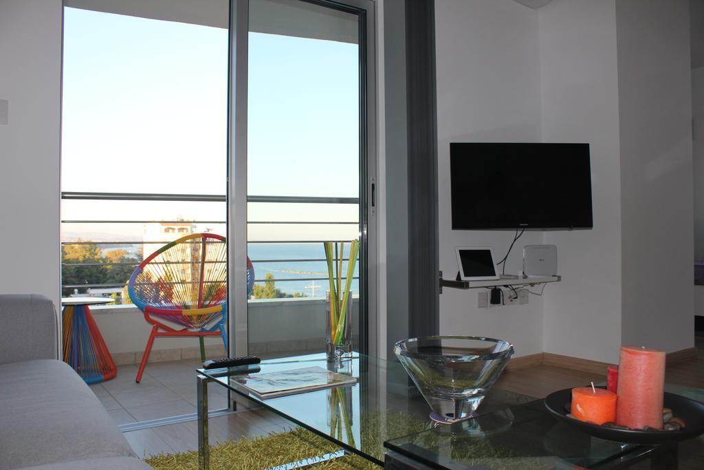 Eden Beach Apartment 611 リマソール 部屋 写真